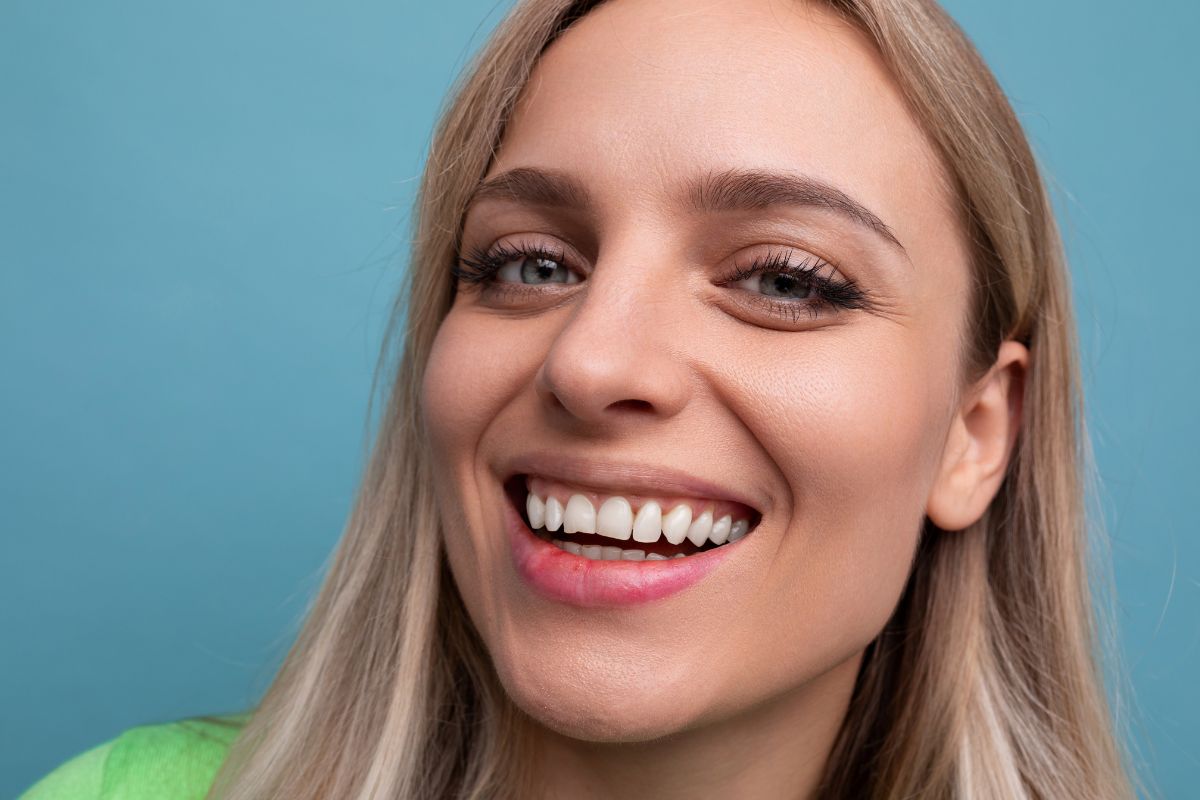 Featured image for “Managing Tooth Sensitivity During Teeth Whitening Treatment”